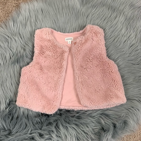 Faux fur girls vest - Picture 2 of 7